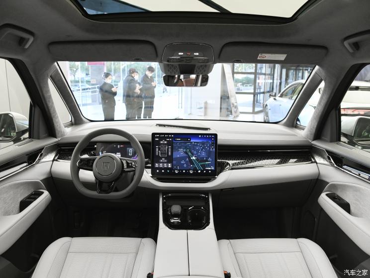 极氪 ZEEKR 009 2022款 WE版 极氪 ZEEKR 009 2022款 WE版