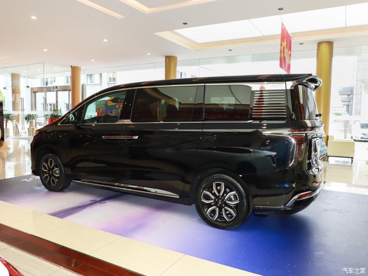 一汽红旗 红旗HQ9 2023款 2.0T 智联旗韵版 一汽红旗 红旗HQ9 2023款 2.0T 智联旗韵版