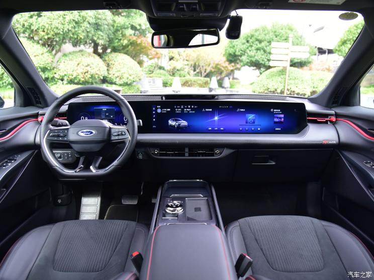 长安福特 蒙迪欧 2023款 科技旗舰版 长安福特 蒙迪欧 2023款 科技旗舰版