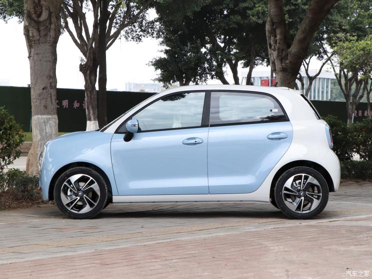 长城汽车 欧拉黑猫 2022款 351km 舒适型 磷酸铁锂 长城汽车 欧拉黑猫 2022款 351km 舒适型 磷酸铁锂