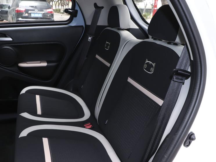 长城汽车 欧拉黑猫 2022款 351km 舒适型 磷酸铁锂 长城汽车 欧拉黑猫 2022款 351km 舒适型 磷酸铁锂