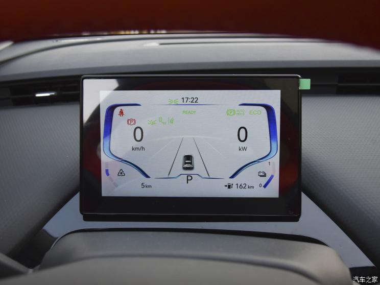 奇瑞新能源 奇瑞无界Pro 2022款 301km 神兽版 三元锂 30.6kWh 奇瑞新能源 奇瑞无界Pro 2022款 301km 神兽版 三元锂 30.6kWh