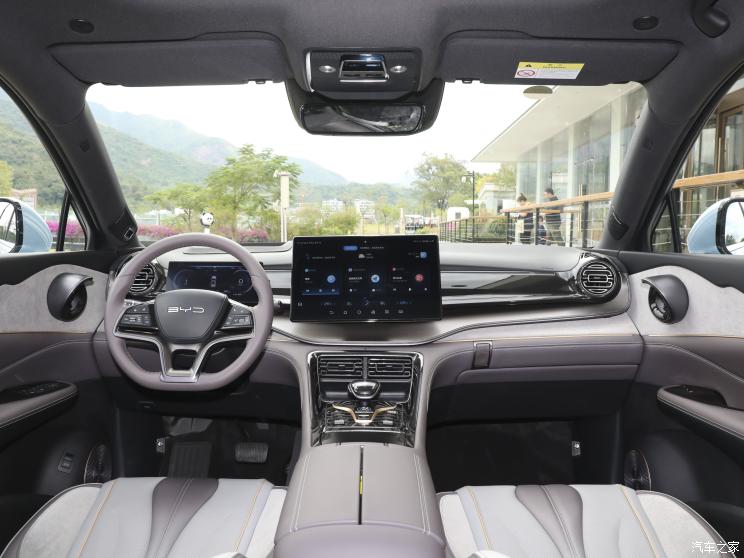 比亚迪 护卫舰07 2023款 DM-i 高配版 比亚迪 护卫舰07 2023款 DM-i 高配版