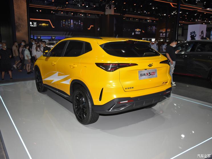 长安汽车 长安欧尚X5 PLUS 2023款 1.5T DCT智趣AI版 长安汽车 长安欧尚X5 PLUS 2023款 1.5T DCT智趣AI版