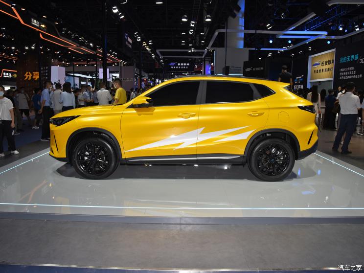 长安汽车 长安欧尚X5 PLUS 2023款 1.5T DCT智趣AI版 长安汽车 长安欧尚X5 PLUS 2023款 1.5T DCT智趣AI版