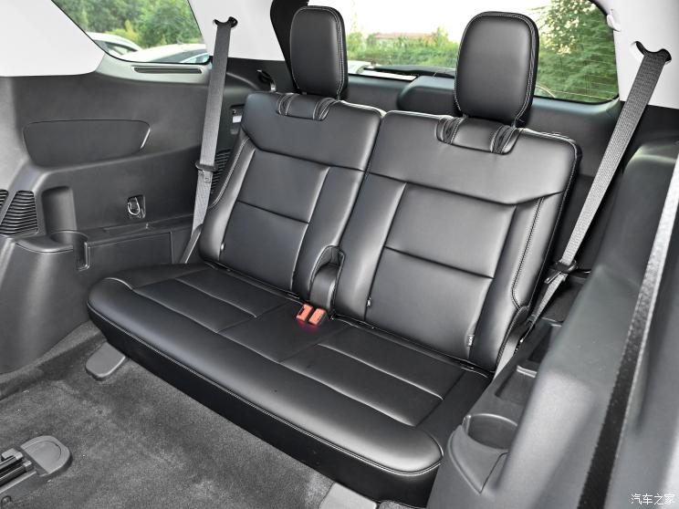 长安福特 探险者 2023款 EcoBoost 285 四驱风尚plus版 6座 长安福特 探险者 2023款 EcoBoost 285 四驱风尚plus版 6座