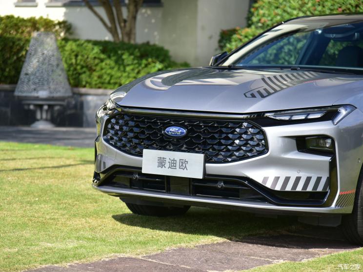 长安福特 蒙迪欧 2023款 科技旗舰版 长安福特 蒙迪欧 2023款 科技旗舰版