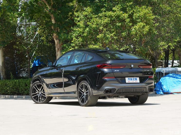 宝马(进口) 宝马X6 2022款 改款二 xDrive40i 尊享型 M运动套装 宝马(进口) 宝马X6 2022款 改款二 xDrive40i 尊享型 M运动套装