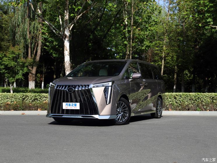 广汽乘用车 传祺M8 2024款 双擎系列 2.0TM 高配版 广汽乘用车 传祺M8 2024款 双擎系列 2.0TM 高配版