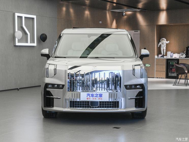 极氪 ZEEKR 009 2022款 WE版 极氪 ZEEKR 009 2022款 WE版