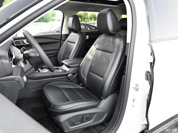 长安福特 探险者 2023款 EcoBoost 285 四驱风尚plus版 6座 长安福特 探险者 2023款 EcoBoost 285 四驱风尚plus版 6座