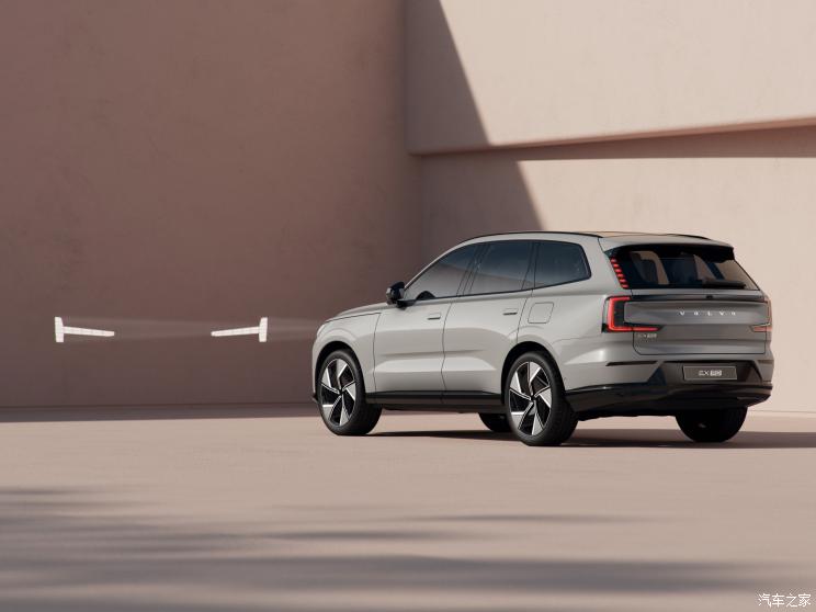 沃尔沃(进口) 沃尔沃EX90 2023款 基本型 沃尔沃(进口) 沃尔沃EX90 2023款 基本型