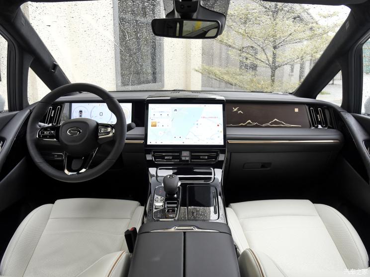 广汽乘用车 传祺M8 2024款 2.0TGDI 高配版 广汽乘用车 传祺M8 2024款 2.0TGDI 高配版