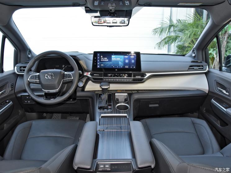 一汽丰田 格瑞维亚 2022款 2.5L混动 旗舰版 一汽丰田 格瑞维亚 2022款 2.5L混动 旗舰版
