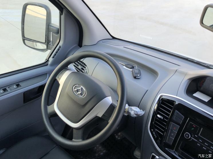 上汽大通 上汽大通MAXUS V80新能源 2019款 EV80纯电动商旅版加长轴中顶10-14座53kWh 上汽大通 上汽大通MAXUS V80新能源 2019款 EV80纯电动商旅版加长轴中顶10-14座53kWh