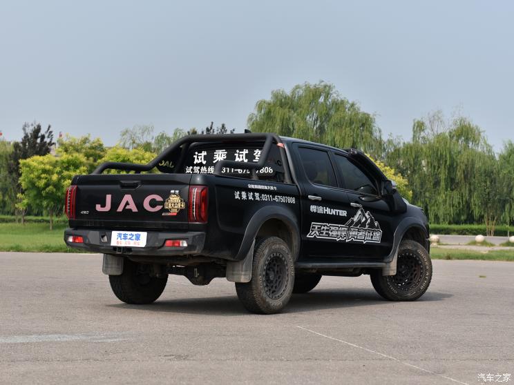 江淮汽车 悍途 2022款 2.0T山猫版手动柴油四驱精英型标双HFC4DB2-2E