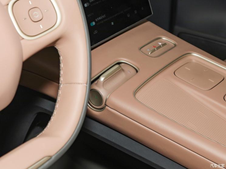 蔚来 蔚来ES8 2023款 100kWh 签名版 蔚来 蔚来ES8 2023款 100kWh 签名版