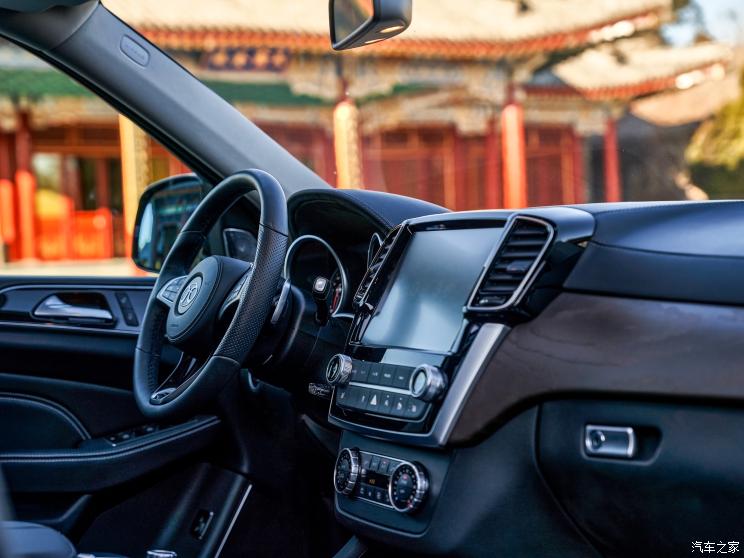 北京越野 北京BJ90 2023款 4.0T 山河经典版 北京越野 北京BJ90 2023款 4.0T 山河经典版