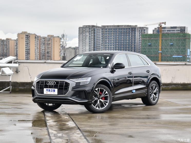 奥迪(进口) 奥迪Q8 2022款 55 TFSI 臻选动感型 奥迪(进口) 奥迪Q8 2022款 55 TFSI 臻选动感型