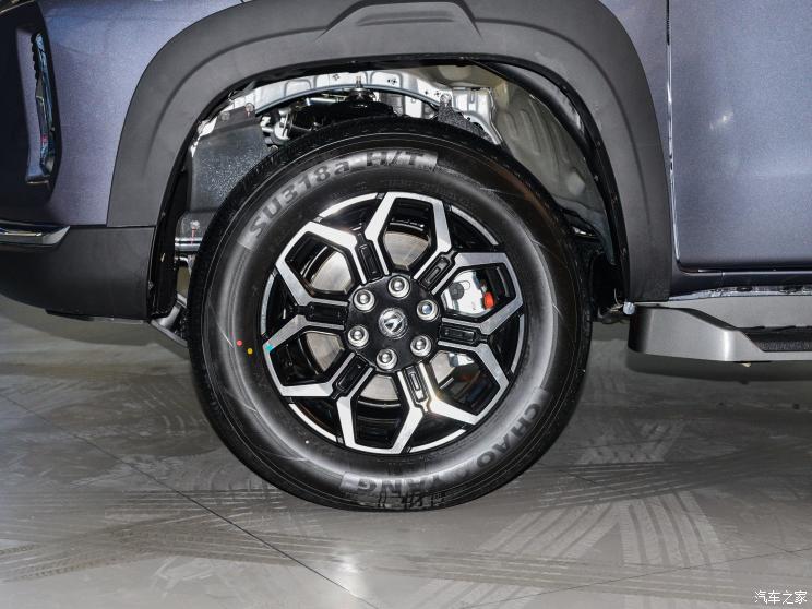 长安汽车 长安览拓者 2023款 2.0T自动两驱汽油领航型标箱 长安汽车 长安览拓者 2023款 2.0T自动两驱汽油领航型标箱