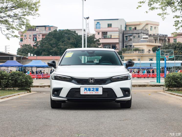 东风本田 思域 2023款 HATCHBACK 240TURBO CVT低配版 东风本田 思域 2023款 HATCHBACK 240TURBO CVT低配版
