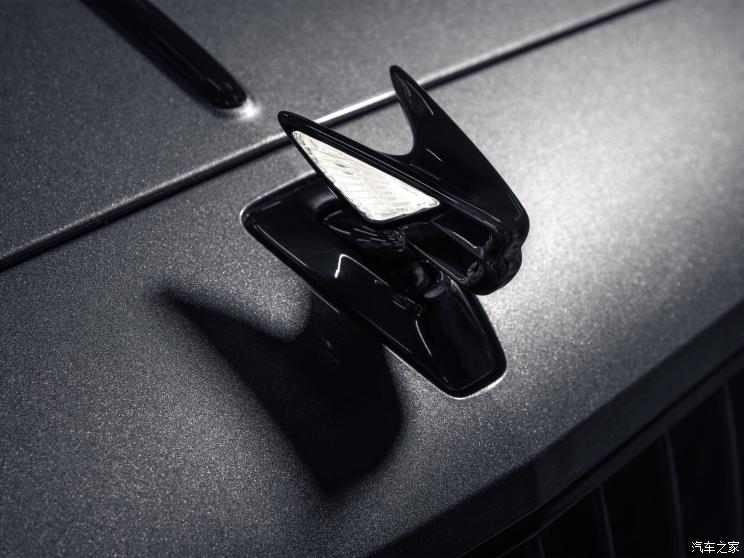 宾利 飞驰插电混动 2022款 Hybrid The Surgeon 宾利 飞驰插电混动 2022款 Hybrid The Surgeon