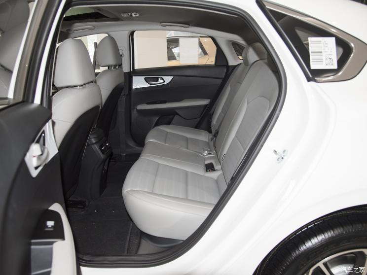 悦达起亚 起亚K3 2023款 1.5L 高配版