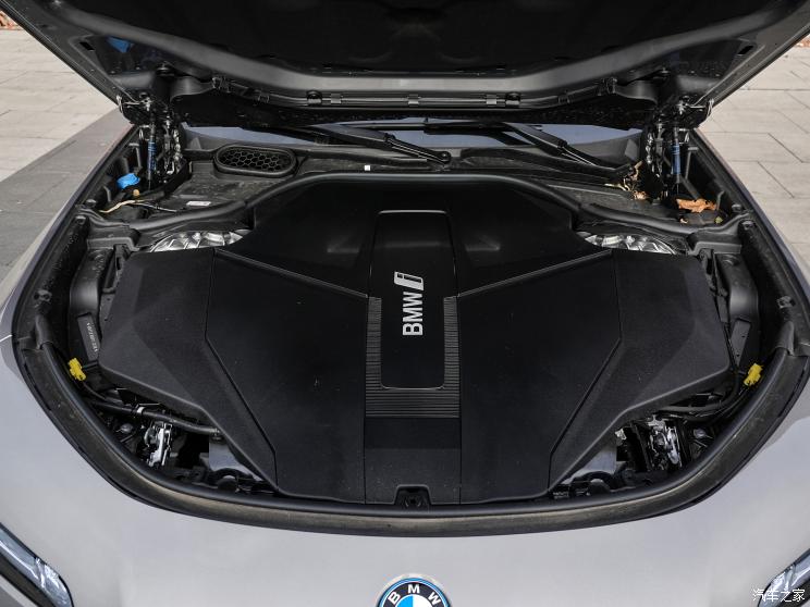 宝马(进口) 宝马i7 2023款 xDrive 60L 宝马(进口) 宝马i7 2023款 xDrive 60L