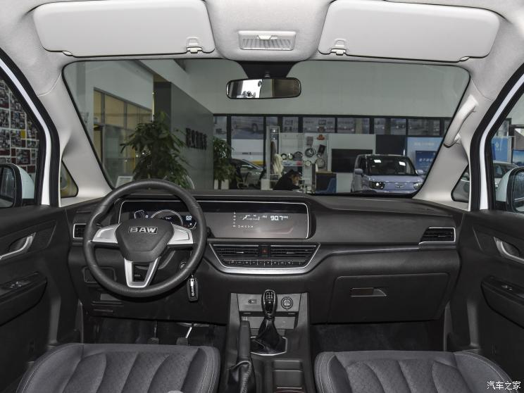 北京汽车制造厂 王牌M7 2022款 1.6L 长轴创富型 7座 北京汽车制造厂 王牌M7 2022款 1.6L 长轴创富型 7座