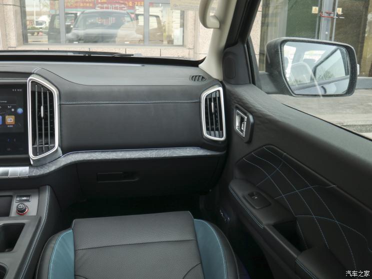 中兴汽车 中兴1949 2022款 2.3T商用版柴油手动两驱豪华型大双