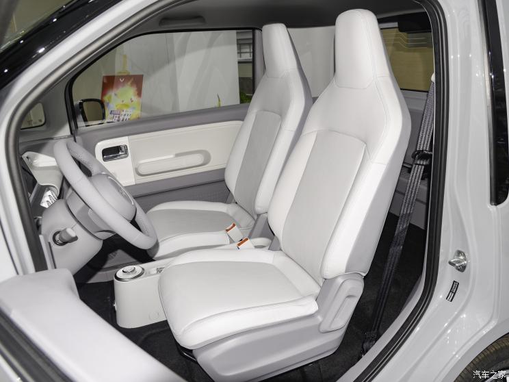 上汽通用五菱 五菱晴空 2023款 两座-进阶版 上汽通用五菱 五菱晴空 2023款 两座-进阶版