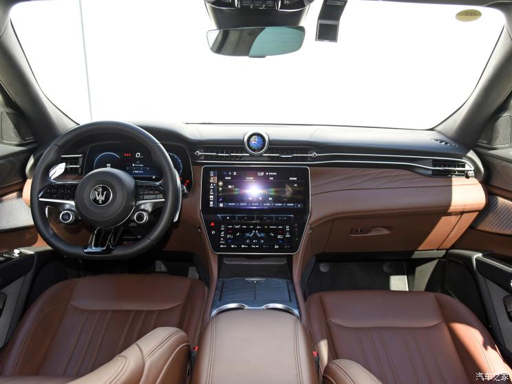 玛莎拉蒂 Grecale 2023款 2.0T GT 玛莎拉蒂 Grecale 2023款 2.0T GT