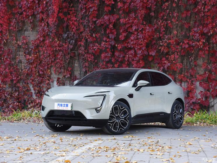 阿维塔科技 阿维塔11 2022款 长续航双电机奢享版 阿维塔科技 阿维塔11 2022款 长续航双电机奢享版