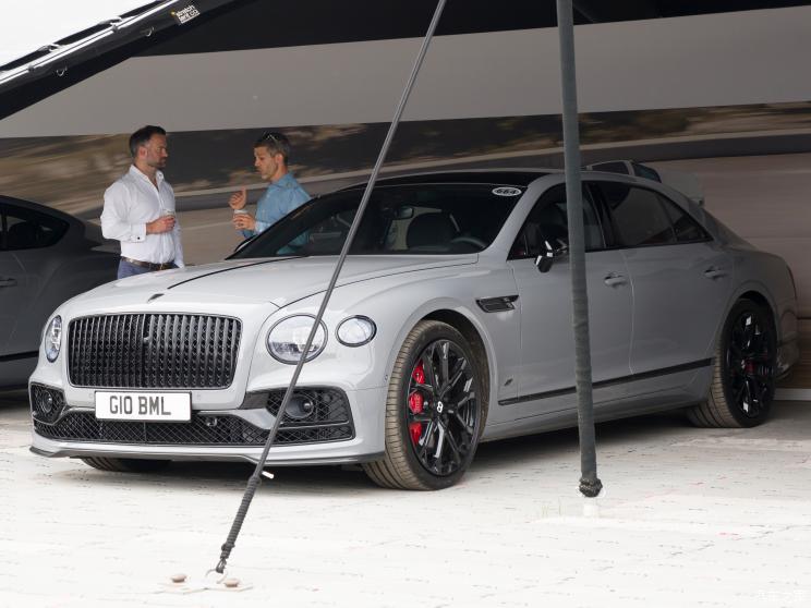 宾利 飞驰 2022款 4.0T V8 S 宾利 飞驰 2022款 4.0T V8 S