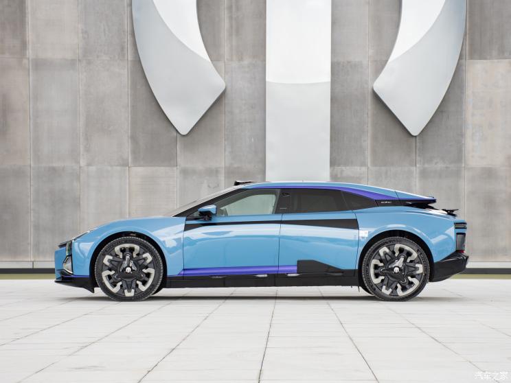 华人运通 高合HiPhi Z 2023款 四座版 华人运通 高合HiPhi Z 2023款 四座版