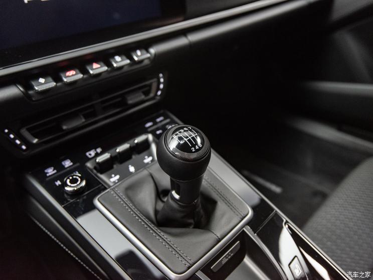 保时捷 保时捷911 2023款 Carrera T 保时捷 保时捷911 2023款 Carrera T