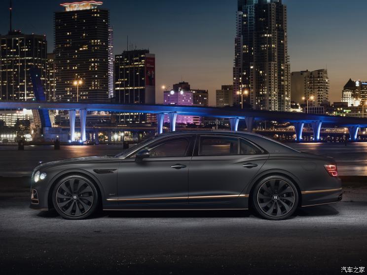 宾利 飞驰插电混动 2022款 Hybrid The Surgeon 宾利 飞驰插电混动 2022款 Hybrid The Surgeon