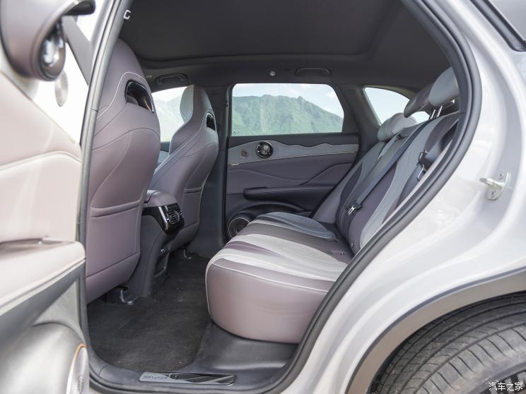 比亚迪 护卫舰07 2023款 DM-p 175KM 四驱旗舰型 比亚迪 护卫舰07 2023款 DM-p 175KM 四驱旗舰型