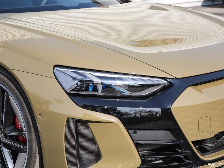 Audi Sport 奥迪RS e-tron GT 2023款 基本型 Audi Sport 奥迪RS e-tron GT 2023款 基本型