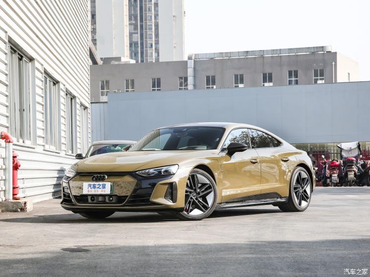 Audi Sport 奥迪RS e-tron GT 2023款 基本型 Audi Sport 奥迪RS e-tron GT 2023款 基本型