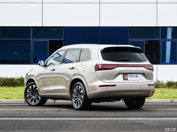 赛力斯汽车 问界M7 2022款 1.5T 增程式 四驱豪华版 赛力斯汽车 问界M7 2022款 1.5T 增程式 四驱豪华版