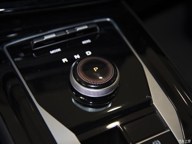 上汽集团 荣威Ei5 2021款 低配 上汽集团 荣威Ei5 2021款 低配