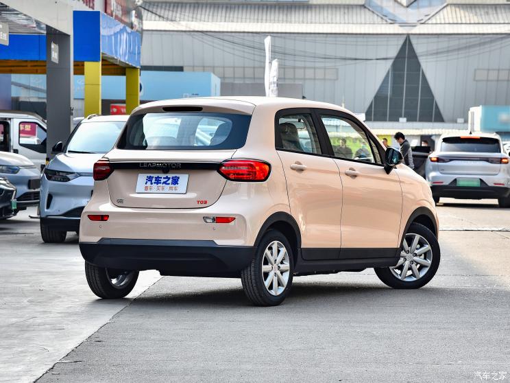 零跑汽车 零跑T03 2022款 琥珀版 零跑汽车 零跑T03 2022款 琥珀版