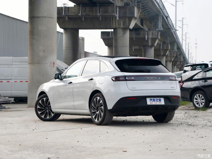 赛力斯汽车 问界M5 2022款 四驱至臻版 赛力斯汽车 问界M5 2022款 四驱至臻版