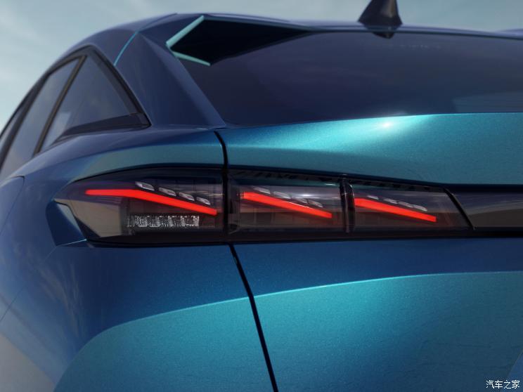 东风标致 标致408X 2023款 高配版 东风标致 标致408X 2023款 高配版