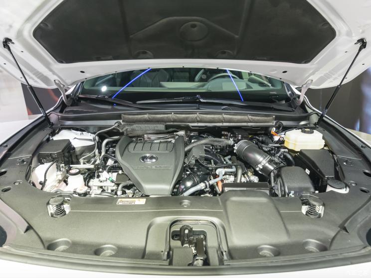 雷克萨斯 雷克萨斯RX 2023款 500h F SPORT Performance 中国台湾版