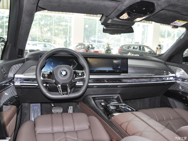 宝马(进口) 宝马i7 2023款 xDrive60L M运动套装 宝马(进口) 宝马i7 2023款 xDrive60L M运动套装