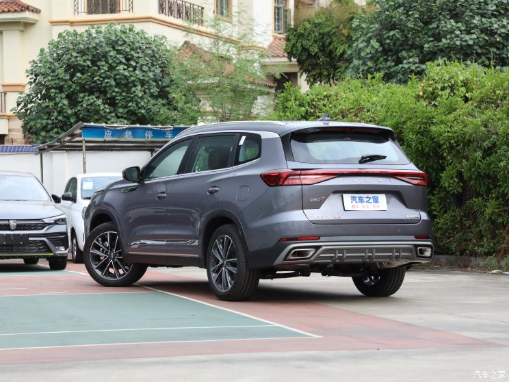 奇瑞汽车 瑞虎8 PRO 2022款 290T 两驱风暴版 5座 奇瑞汽车 瑞虎8 PRO 2022款 290T 两驱风暴版 5座