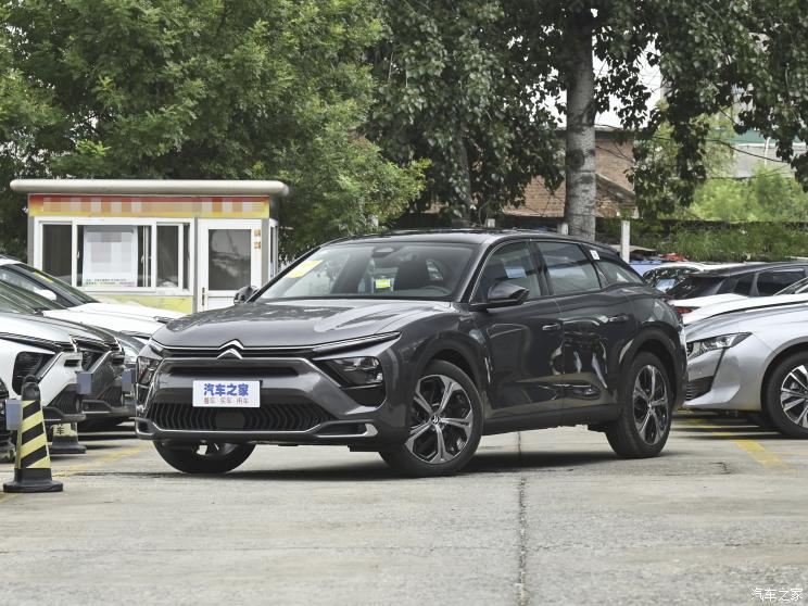 东风雪铁龙 凡尔赛C5 X 2021款 1.6T 享不凡 东风雪铁龙 凡尔赛C5 X 2021款 1.6T 享不凡