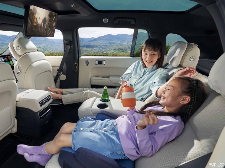 理想汽车 理想L7 2023款 Max 理想汽车 理想L7 2023款 Max